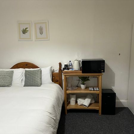Precise Homes Ltd Wolverhampton Eksteriør billede