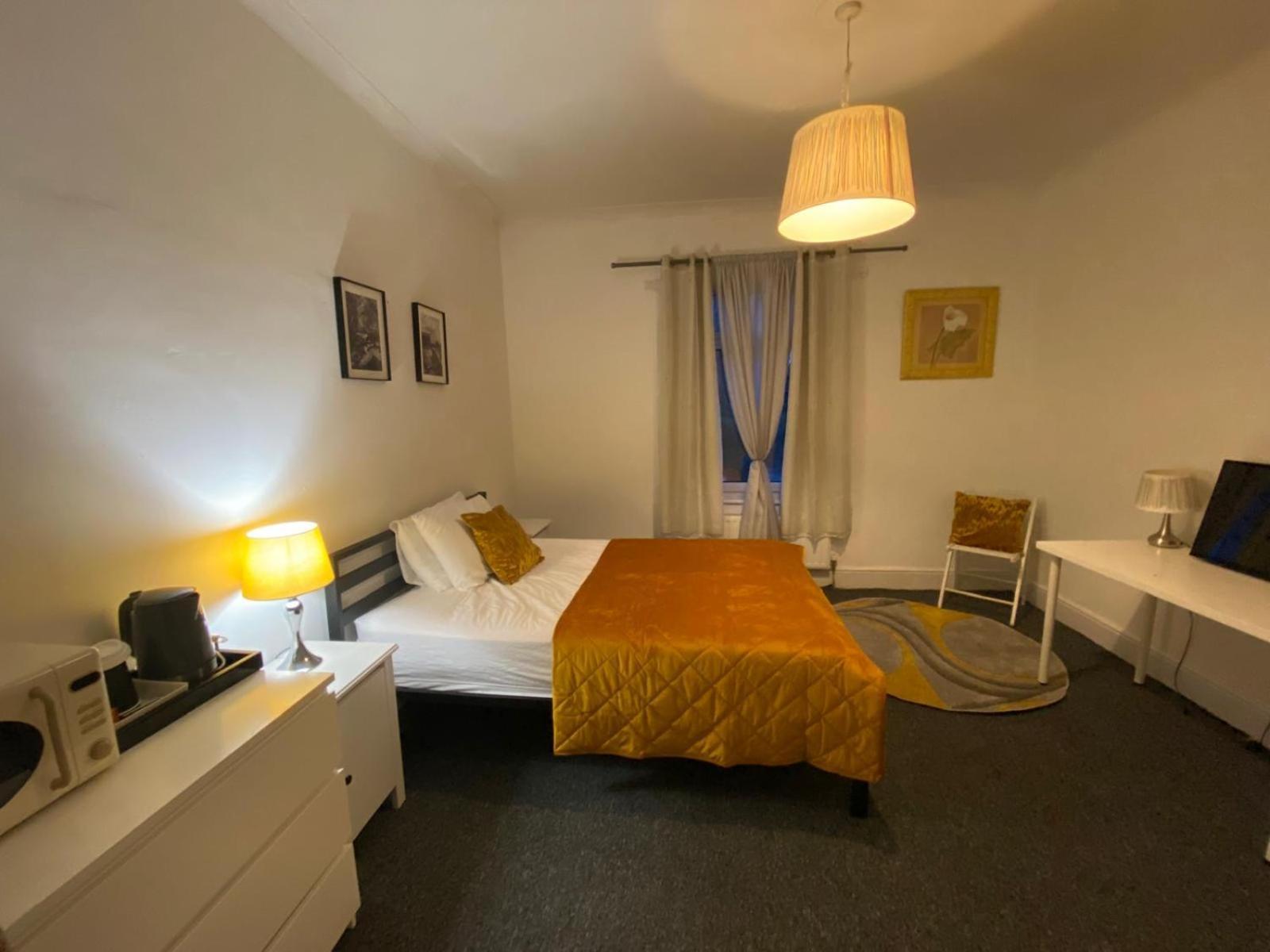 Precise Homes Ltd Wolverhampton Eksteriør billede