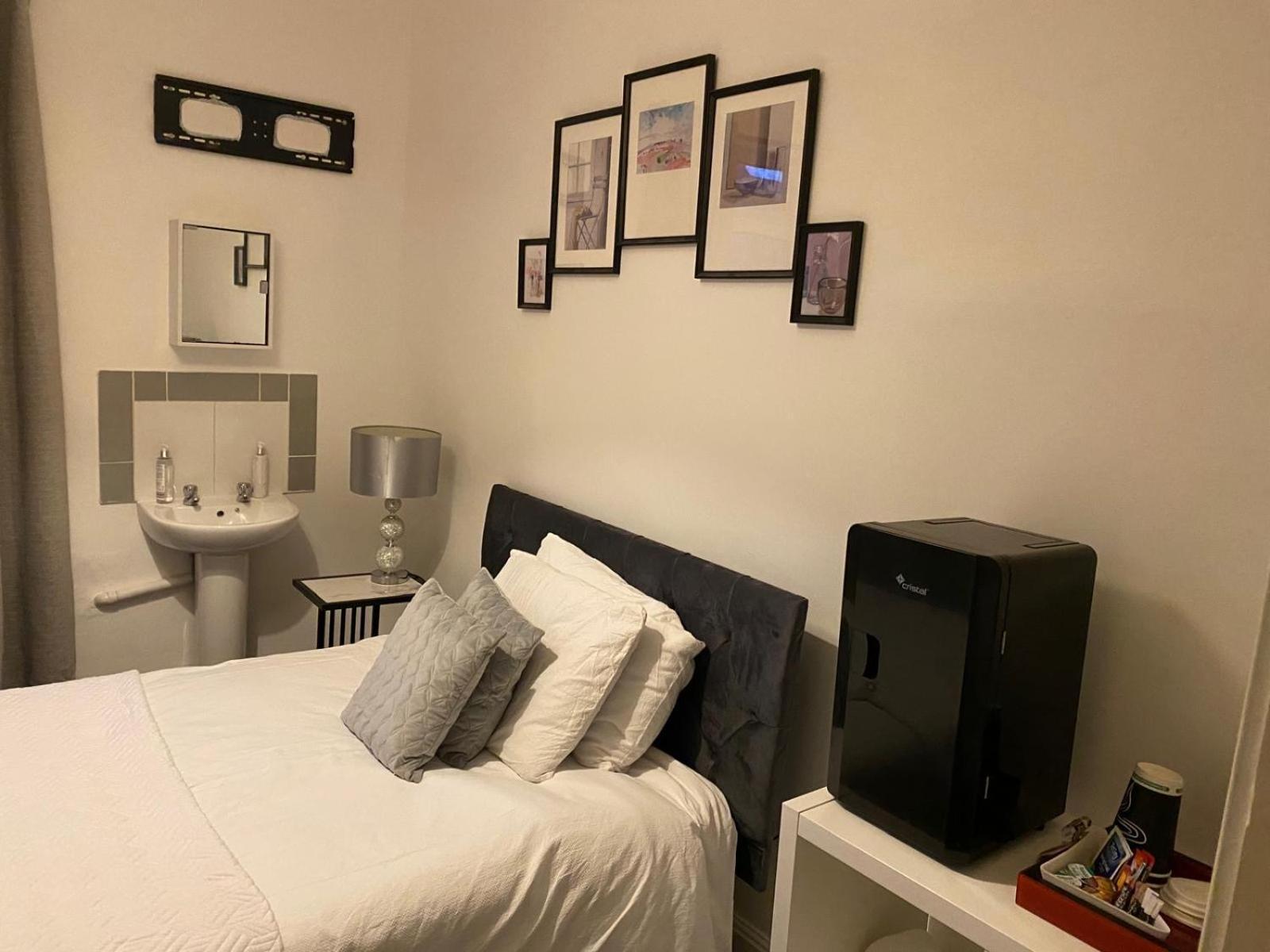 Precise Homes Ltd Wolverhampton Eksteriør billede