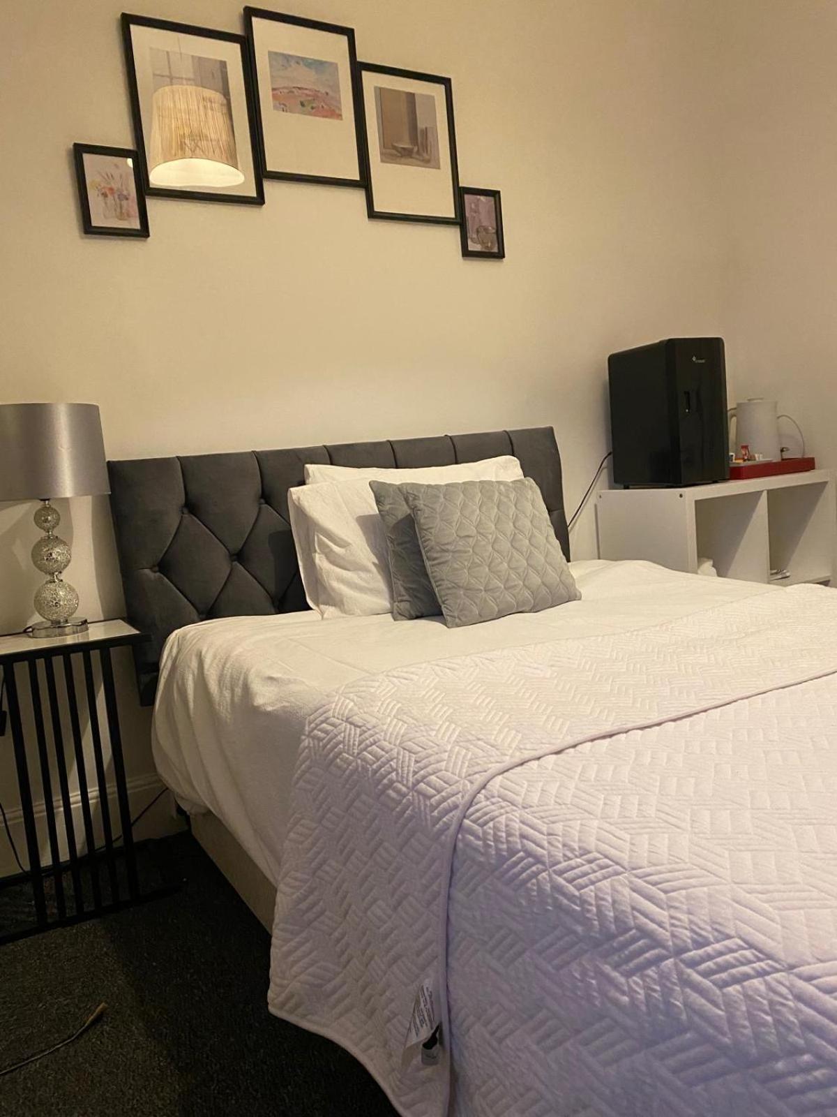 Precise Homes Ltd Wolverhampton Eksteriør billede