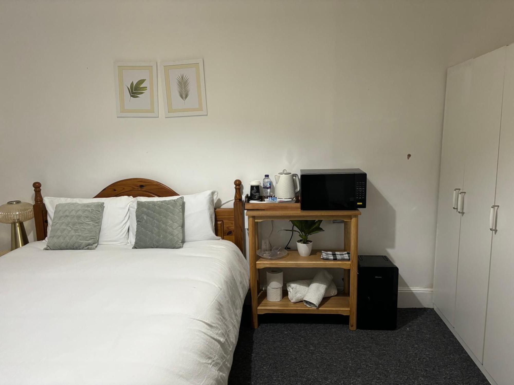 Precise Homes Ltd Wolverhampton Eksteriør billede